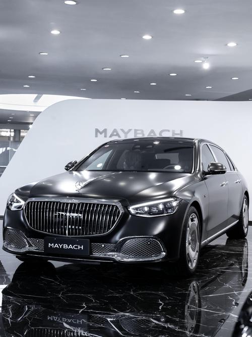 东莞303岚图汽车的售后服务让用户无忧出行，迈巴赫未来的豪华车趋势